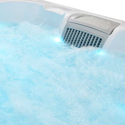 Гидромассажный спа-бассейн AquaVita 4002